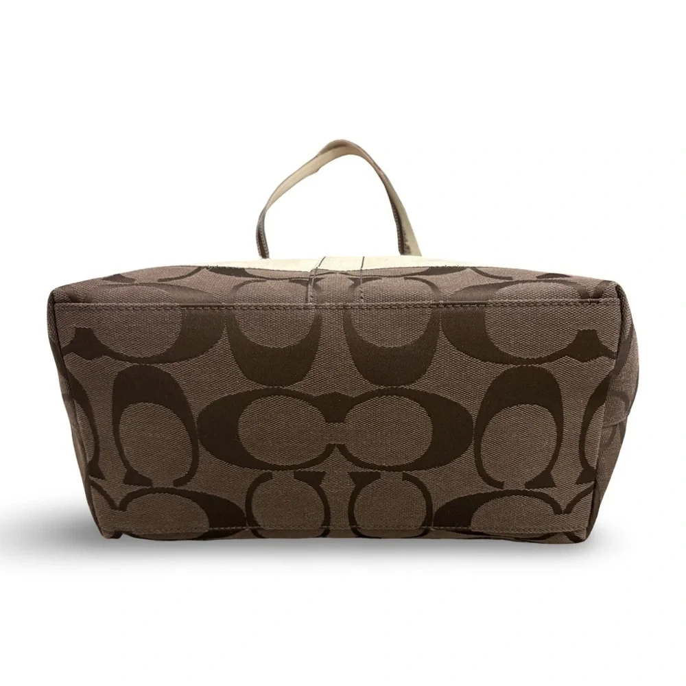 Coach 10125 Vintage Reversible Tote Brown and Cream Pre Owned Rare